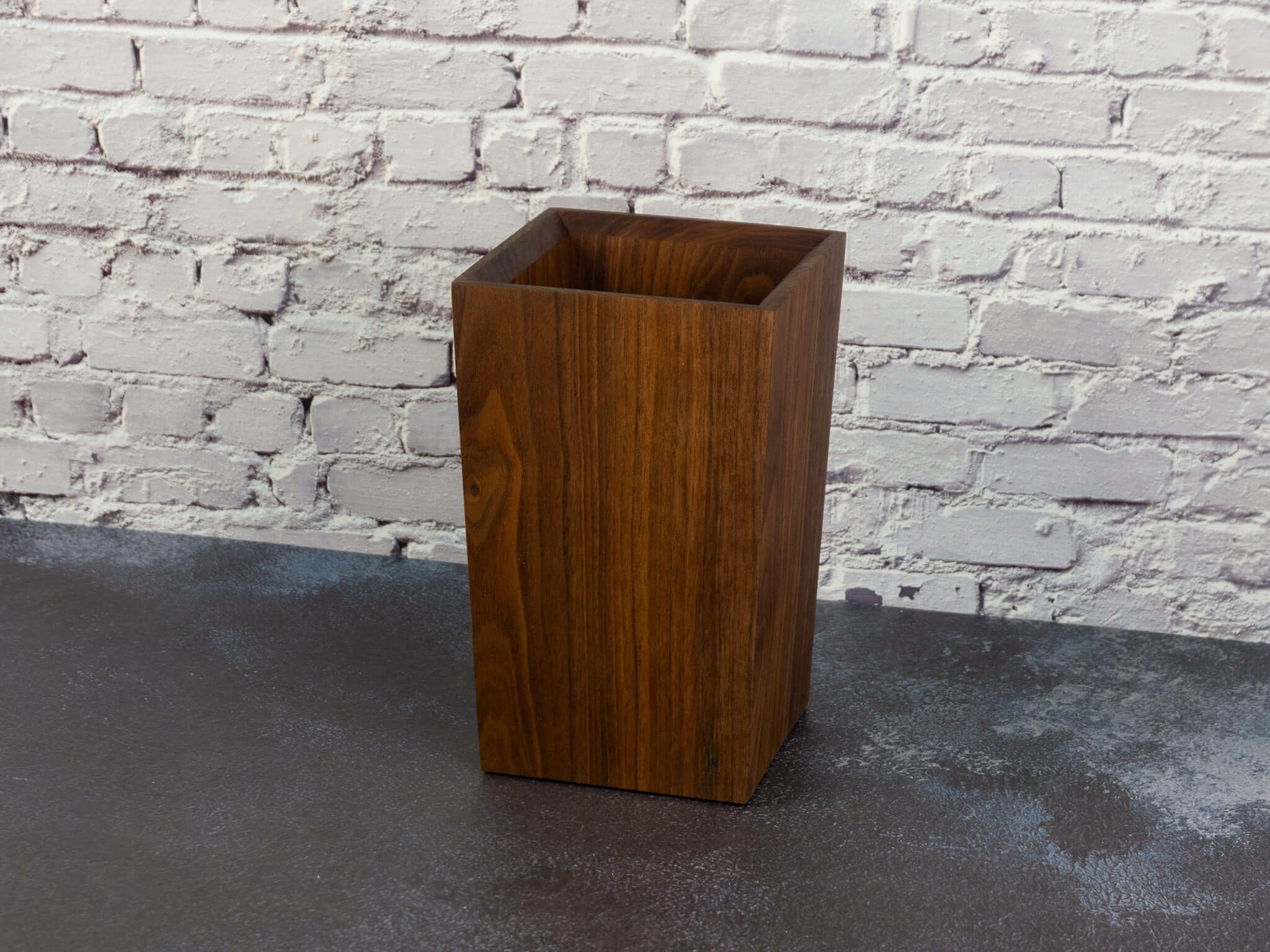 utensil-holder-walnut