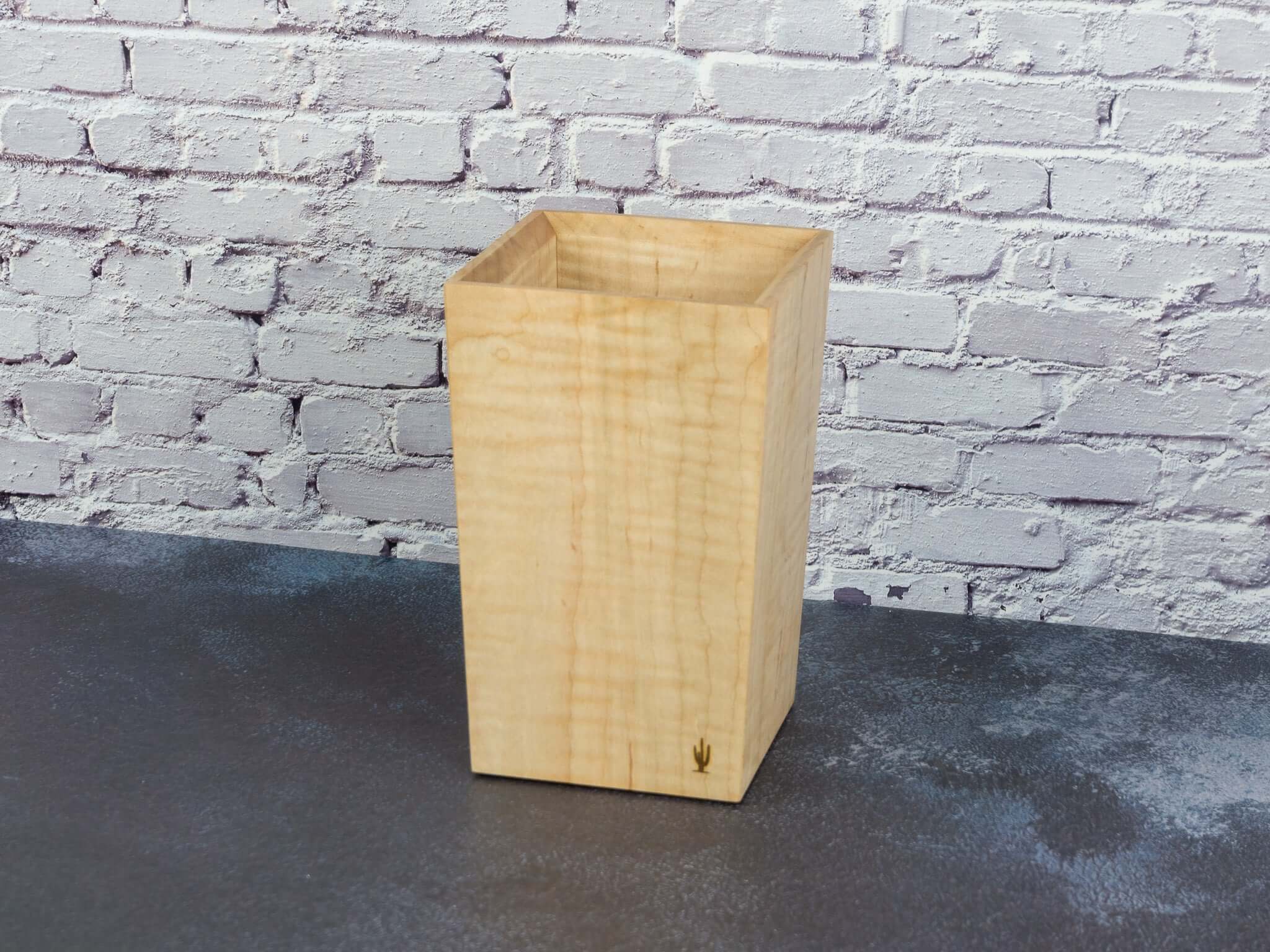 utensil-holder-maple