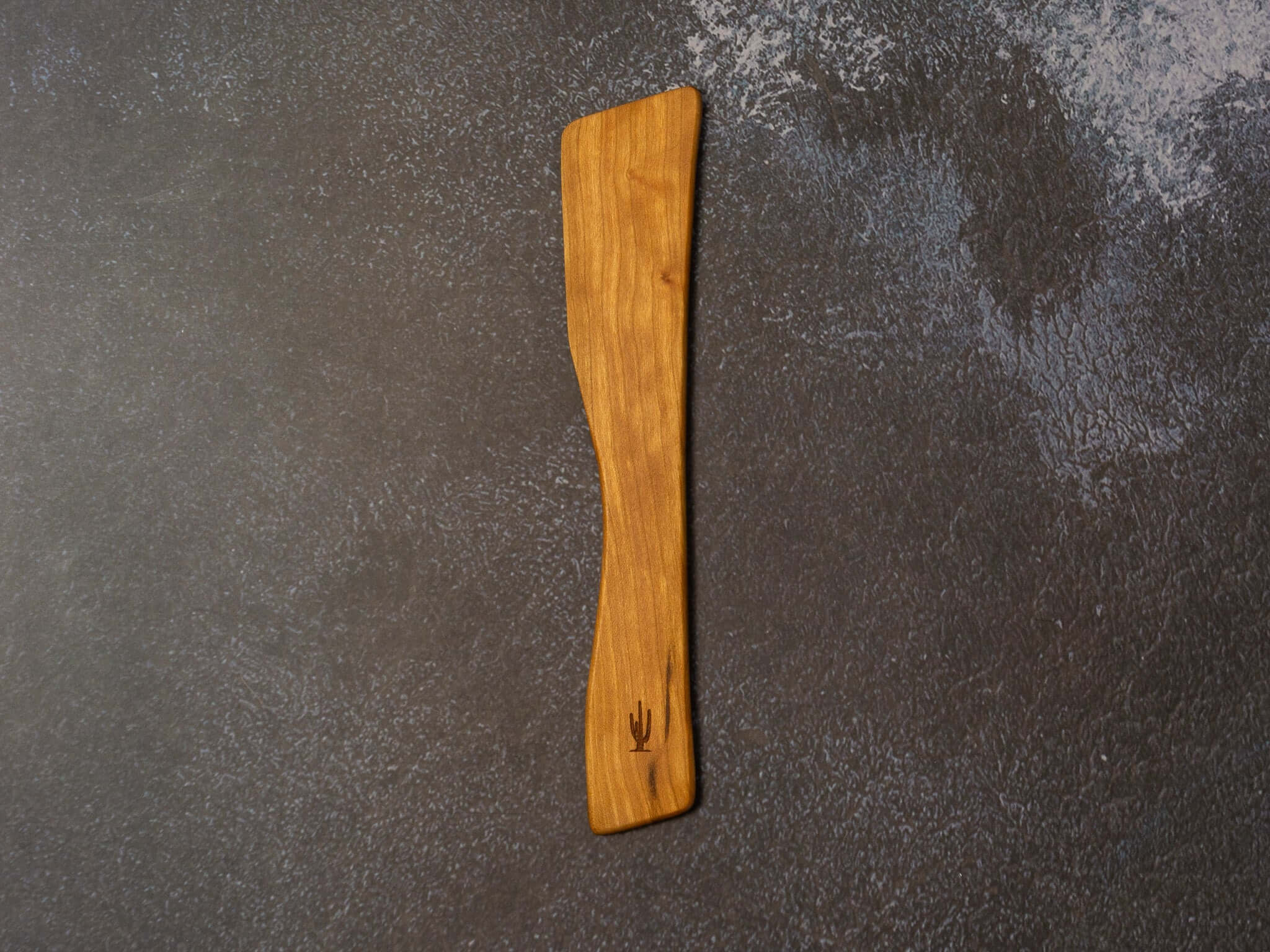 wooden-spreader-cherry
