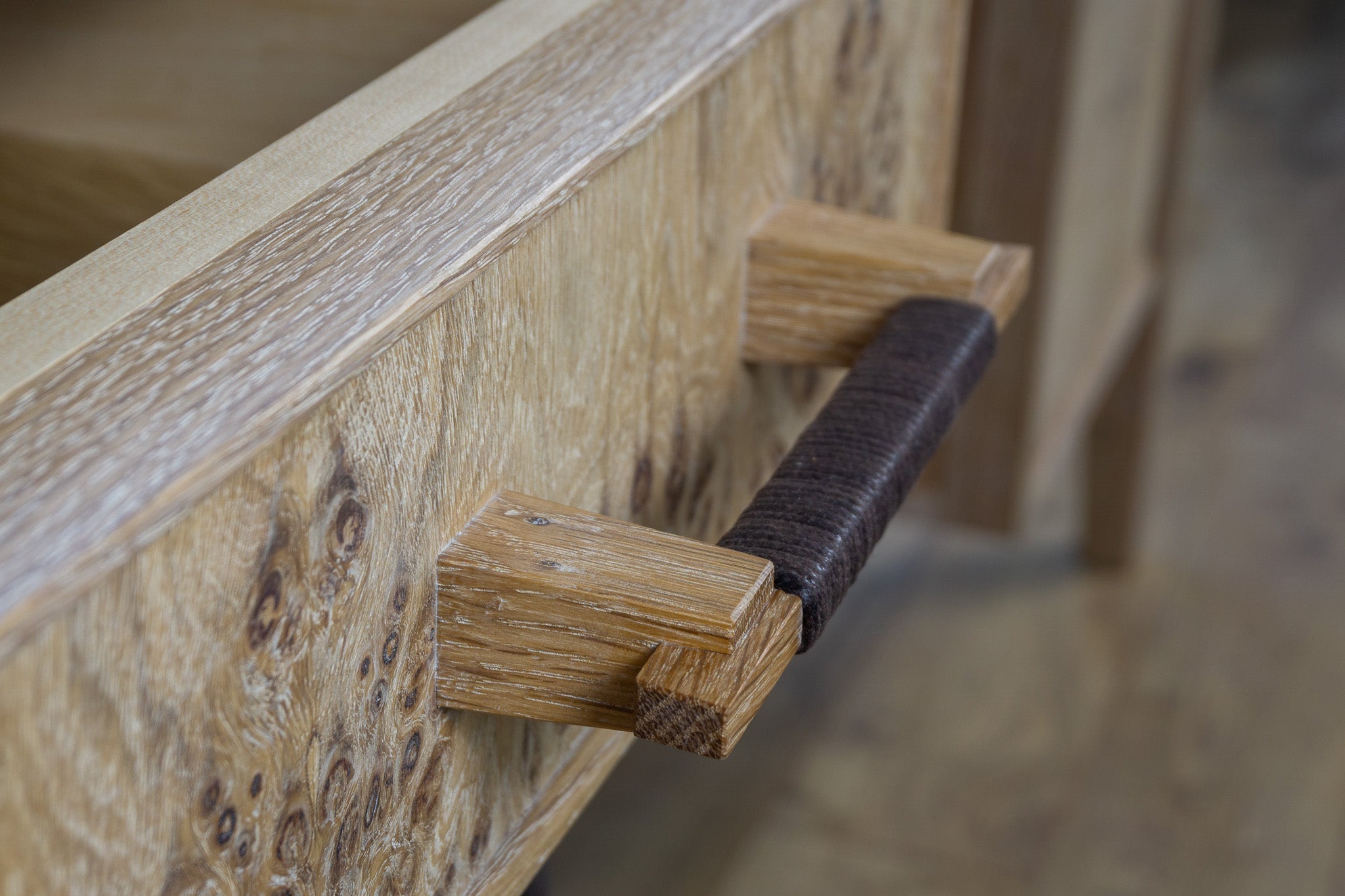 lasko-desk-handle